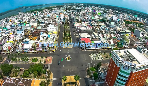 Long Xuyên cùng nhiều công trình xây dựng